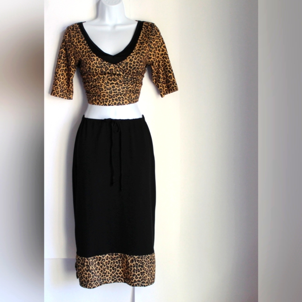 90s FEROCIOUS Pin-Up  2 Piece LEOPARD PRINT SIRT OUTFIT Medium